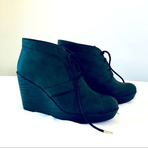 Dr.Scholl’s Blaire Wedge Bootie